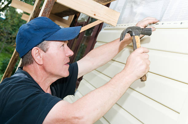 How To Choose The Right Materials for Your Siding Installation in 'St David, AZ